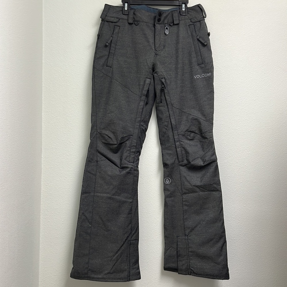 Volcom womens insulated snowboard/ski pants